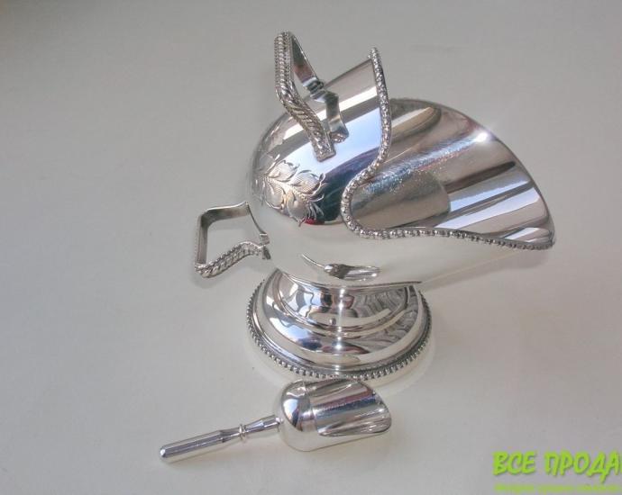 Сахарница-ковшик с лопаткой. Посеребрение. Англия