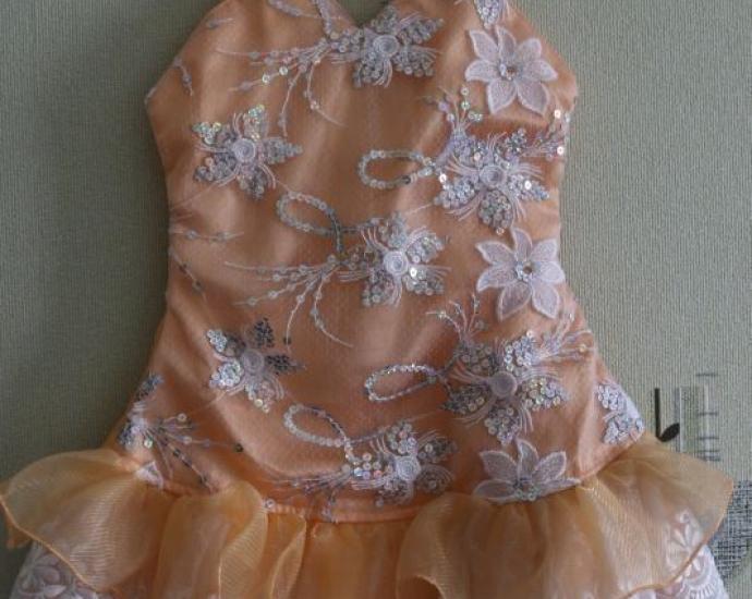 Красивое праздничное платье