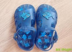 Нові босоніжки для хлопчика