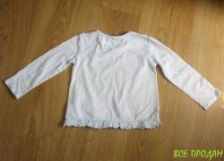 Футболка на девочку George. 2-3 года.  Куплена в Англии