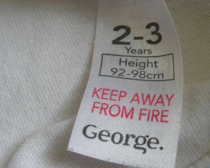 Футболка на девочку George. 2-3 года.  Куплена в Англии