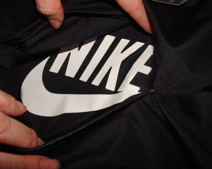 Куртка мужская. Ветровка. NIKE. Оригинал.