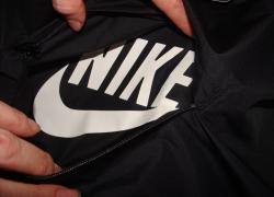 Куртка мужская. Ветровка. NIKE. Оригинал.
