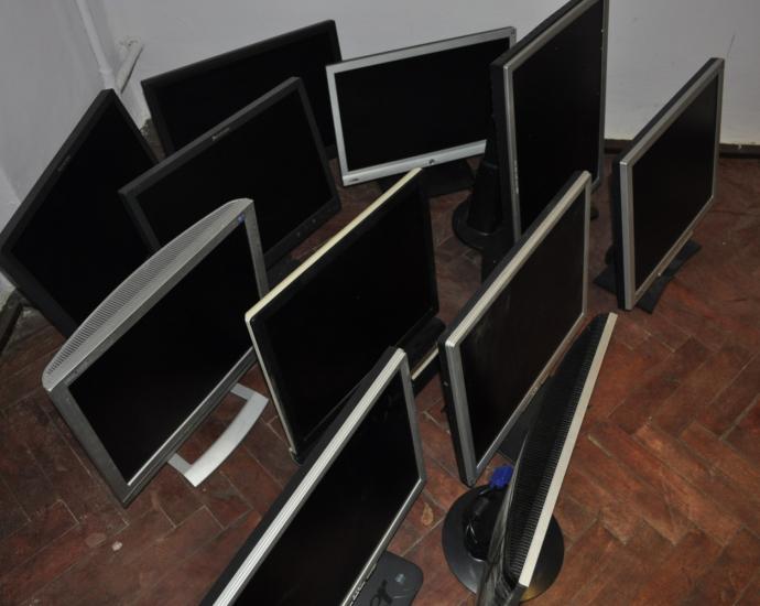 б.у. TFT монітори -