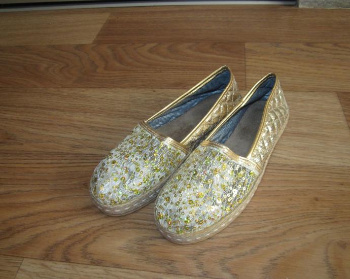 Балетки - тапочки - эспадрильи женские золото