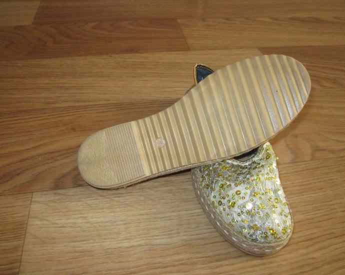 Балетки - тапочки - эспадрильи женские золото