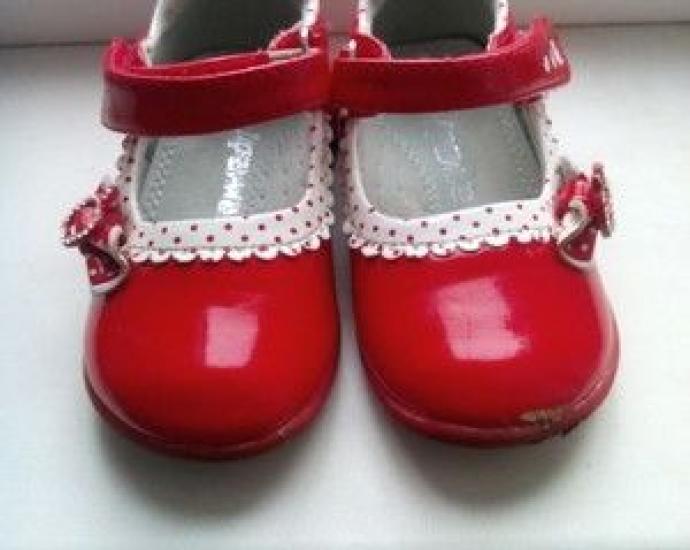 Туфельки для девочки
