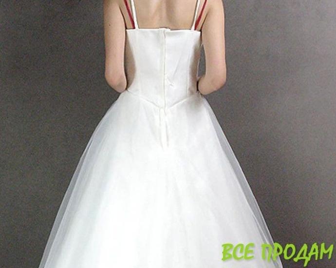 Платье свадебное  белое = Новое