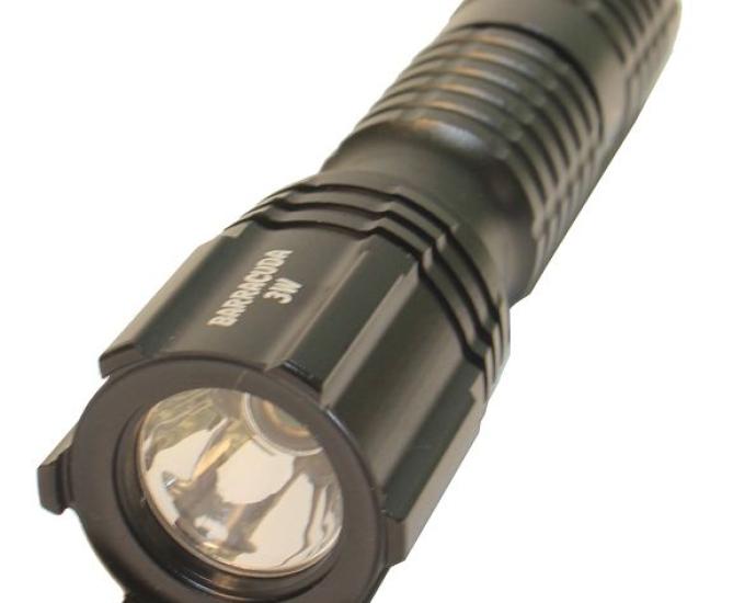 Тактический полицейский фонарь 3W FLT-2CR123 Barracuda с микросхемой C