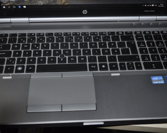 HP 8560p - 15`` / i5 / 3gb / hdd 320gb / dvd / web /