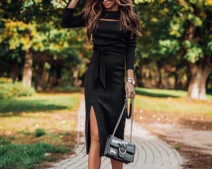 Сукня з поясом