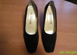 Туфли новые 38,5 размер. Италия