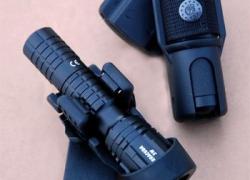 Тактический полицейский фонарь 3W FLT-2CR123 Barracuda с микросхемой C