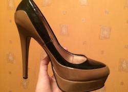 Туфли на каблуках